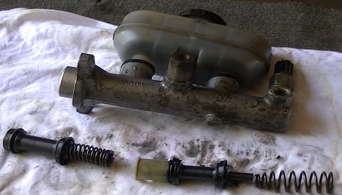 Tips To Prevent The Master Cylinder from Further Failure